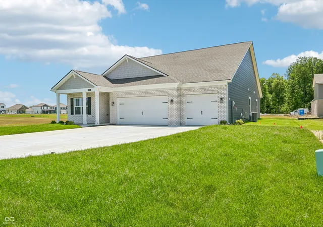 Photo 3 of Single family home for sale at 5751 Bancroft Dr, Pendleton, IN 46064 | MLS# 22089049 | Listing updated on 2026-09-23
