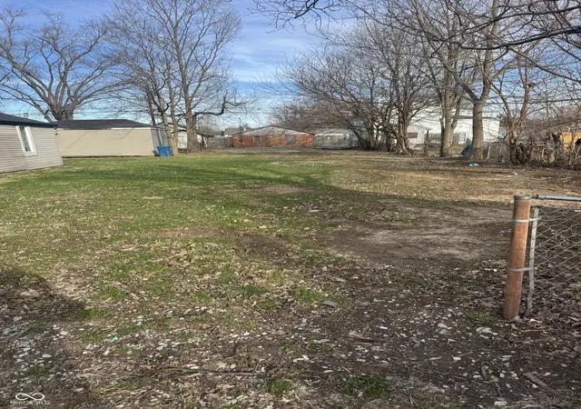 1st image of 2821 Collier St, Indianapolis, IN 46241 | MLS# 22089088