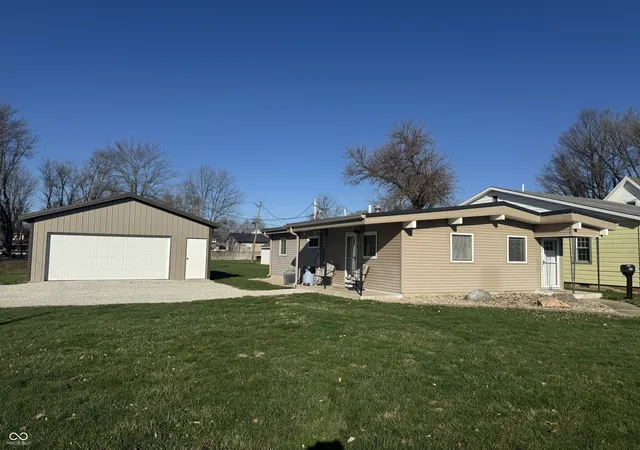 Homes for sale in Rushville, IN | 825 N George St, Rushville, IN 46173 | MLS# 22089089