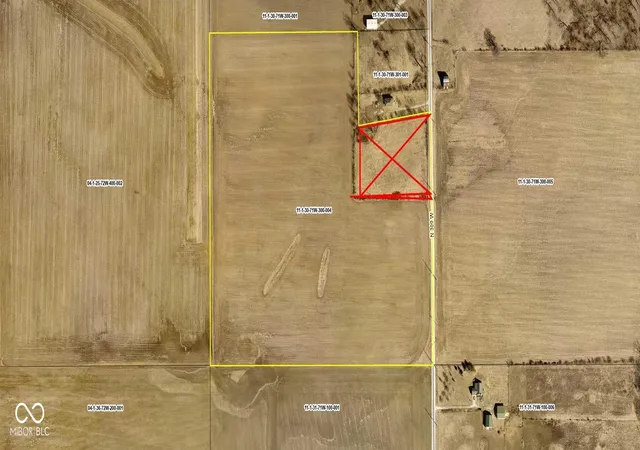Homes for sale in Lizton, IN | 8000 N County Road 300 W, Lizton, IN 47949 | MLS# 22089156