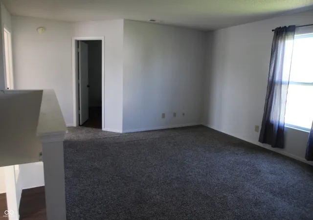 Photo 4 of Single family home for sale at 216 Creekside Dr, Danville, IN 46122 | MLS# 22089165 | Listing updated on 2026-09-12