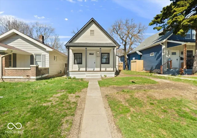 3rd image of 2624 E 18Th St, Indianapolis, IN 46218 | MLS# 22089170