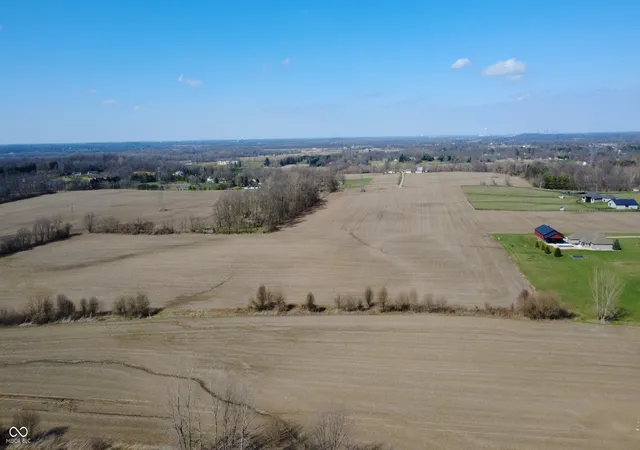1st image of 6305 Travis Rd, Greenwood, IN 46143 | MLS# 22089427