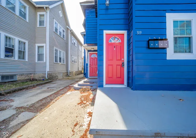 3rd image of 319 Hst W 10Th St, Anderson, IN 46016 | MLS# 22089447