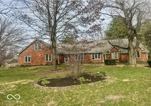 1st image of 4946 Beechwood Cir, Avon, IN 46123 | MLS# 22089470