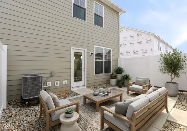 Photo 3 of Townhouse for sale at 3927 Sandpiper Way, Brownsburg, IN 46112 | MLS# 22089521 | Listing updated on 2026-09-08