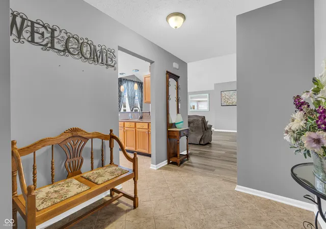 4th image of 7151 Brant Pointe Cir, Indianapolis, IN 46217 | MLS# 22089530
