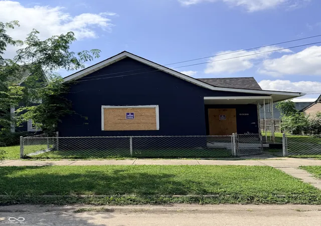 1st image of 2339 Hoyt Ave, Indianapolis, IN 46203 | MLS# 22089612