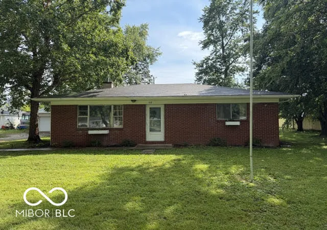 1st image of 1517 W Us Hwy 136, Crawfordsville, IN 47933 | MLS# 22089684