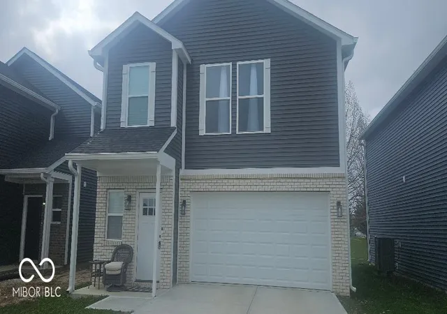 Photo 1 of Single family home for sale at 1090 Tomahawk Pl, Martinsville, IN 46151 | MLS# 22089716 | Listing updated on 2026-09-03