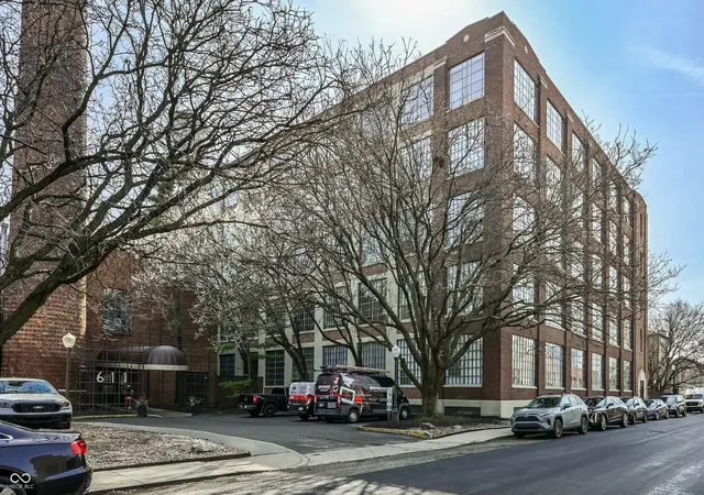 Homes for sale in Indianapolis, IN | 611 N Park Ave #208, Indianapolis, IN 46204 | MLS# 22089752