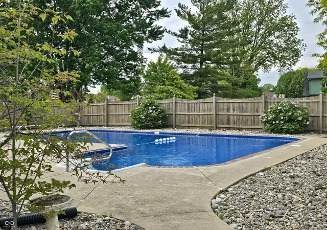 Homes for sale in Indianapolis, IN | 10304 Fallen Oak Dr, Indianapolis, IN 46239 | MLS# 22089827
