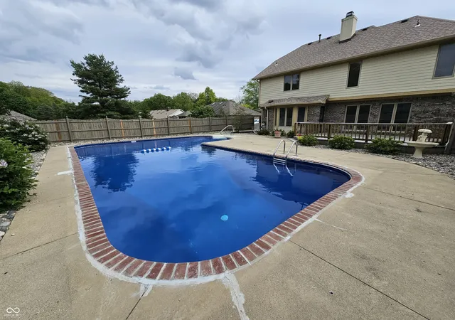 Homes for sale in Indianapolis, IN | 10304 Fallen Oak Dr, Indianapolis, IN 46239 | MLS# 22089827