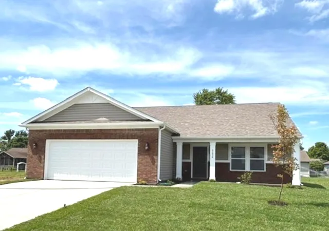 Homes for sale in Columbus, IN | 3658 Berkdale Dr, Columbus, IN 47203 | MLS# 22089831