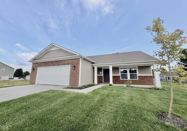 2nd image of 3658 Berkdale Dr, Columbus, IN 47203 | MLS# 22089831