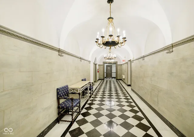 Homes for sale in Indianapolis, IN | 350 N Meridian St #401, Indianapolis, IN 46204 | MLS# 22089857