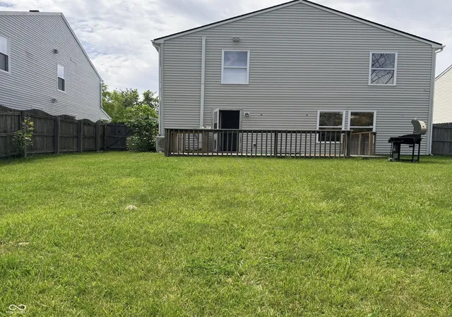 30th image of 8392 S Paddleboat Ln, Pendleton, IN 46064 | MLS# 22089860