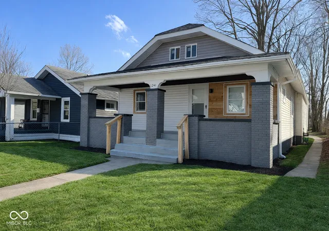 1st image of 1241 W 31st St, Indianapolis, IN 46208 | MLS# 22090030