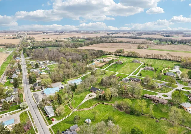 42nd image of 345 E Main St, Jamestown, IN 46147 | MLS# 22090047