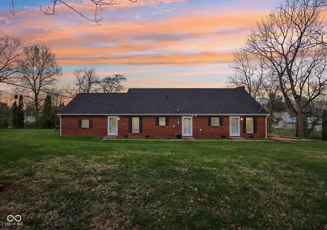 2nd image of 345 E Main St, Jamestown, IN 46147 | MLS# 22090047
