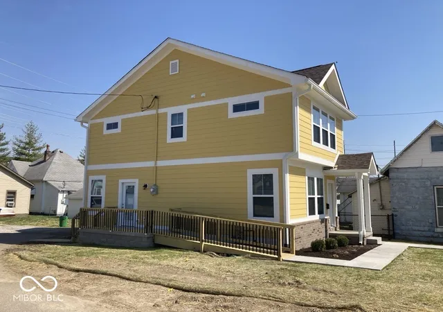 5th image of 116 E Pennsylvania St, Shelbyville, IN 46176 | MLS# 22090360