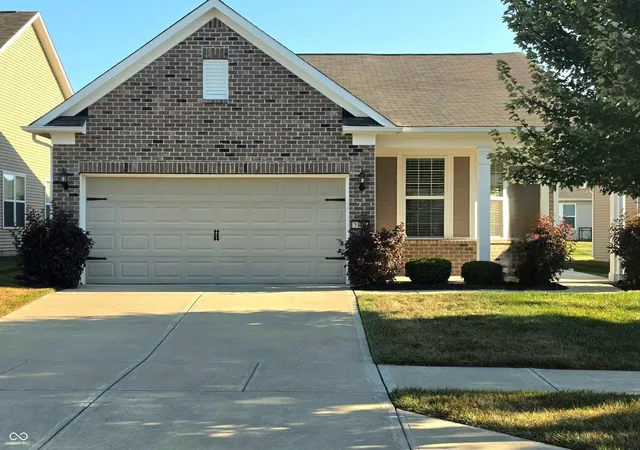 1st image of 5108 Silverbell Dr, Plainfield, IN 46168 | MLS# 22090384