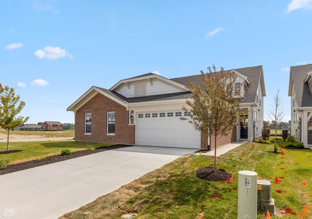 2nd image of 869 Rosebud Ln, Greenfield, IN 46140 | MLS# 22090404
