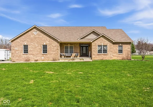 49th image of 16310 E Main St, Columbus, IN 47203 | MLS# 22090430