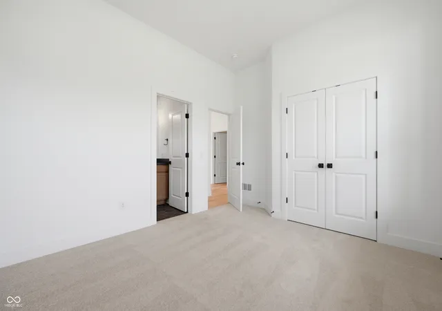 Photo 4 of Single family home for sale at 11388 Selsey Rd, Fishers, IN 46040 | MLS# 22090663 | Listing updated on 2026-09-26