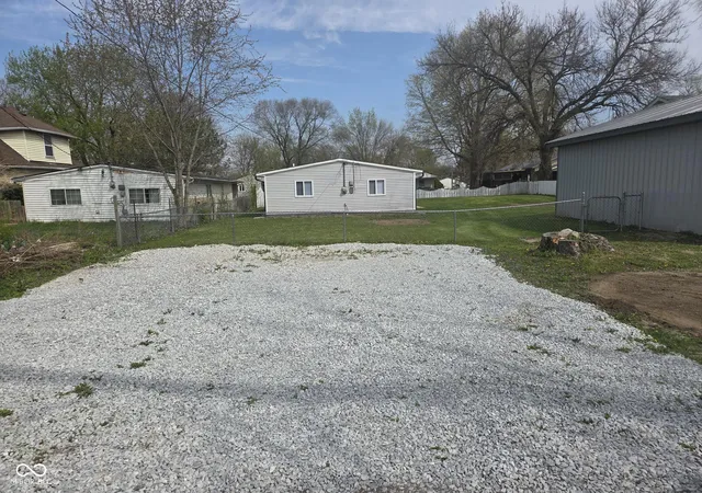 Homes for sale in Indianapolis, IN | 1617 E Gimber St, Indianapolis, IN 46203 | MLS# 22090714