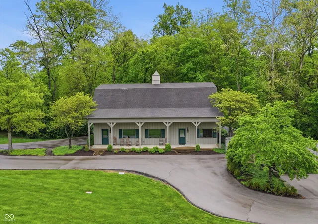 13th image of 1 Woodard Blf, Zionsville, IN 46077 | MLS# 22090772