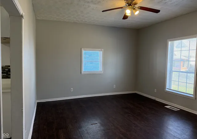 4th image of 1342 Lee St, Indianapolis, IN 46221 | MLS# 22090788