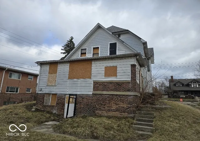 5th image of 4603 4605 E Washington St, Indianapolis, IN 46201 | MLS# 22090826