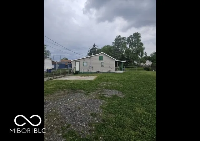 Homes for sale in Muncie, IN | 309 W 8Th St, Muncie, IN 47302 | MLS# 22090953