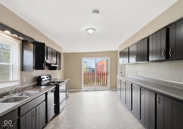5th image of 6630 W 10Th St, Indianapolis, IN 46214 | MLS# 22090971