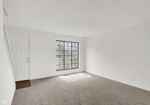 4th image of 1935 Bridgton Ct, Indianapolis, IN 46219 | MLS# 22091162