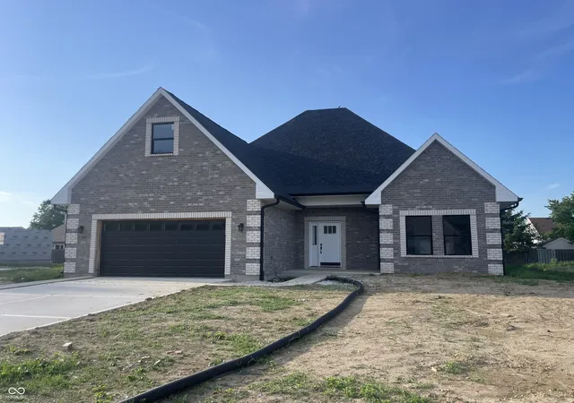 1st image of 2540 Chrystal Woods Dr, Kokomo, IN 46901 | MLS# 22091189