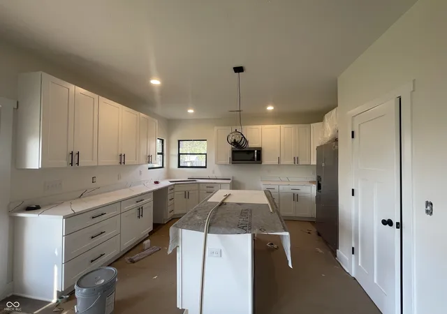 Photo 3 of Single family home for sale at 2540 Chrystal Woods Dr, Kokomo, IN 46901 | MLS# 22091189 | Listing updated on 2026-09-15