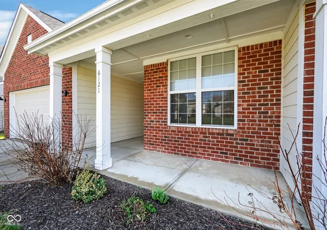 2nd image of 6121 Marigold Ct, Whitestown, IN 46075 | MLS# 22091402