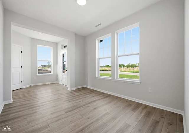 Photo 3 of Sale Pending at 19301 Winter Wheat Ln, Westfield, IN 46074 | MLS# 22091526 | Listing updated on 2026-09-23