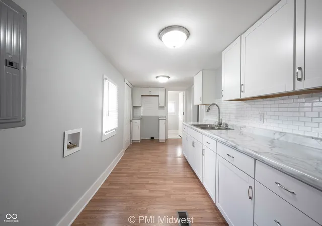 22nd image of 717 Ketcham St, Indianapolis, IN 46222 | MLS# 22091626