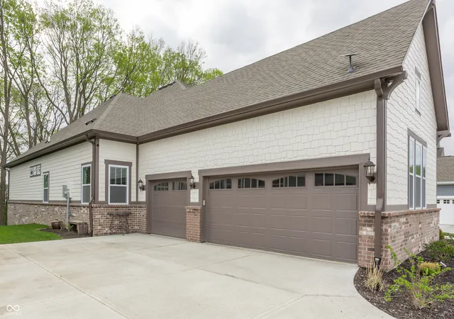 image of 11363 Briargate Dr, Fishers, IN 46040 | MLS# 22091657