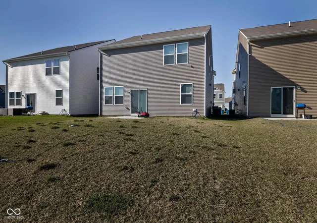 Photo 3 of Single family home for sale at 11522 Basalt Dr, Indianapolis, IN 46235 | MLS# 22091660 | Listing updated on 2026-07-22