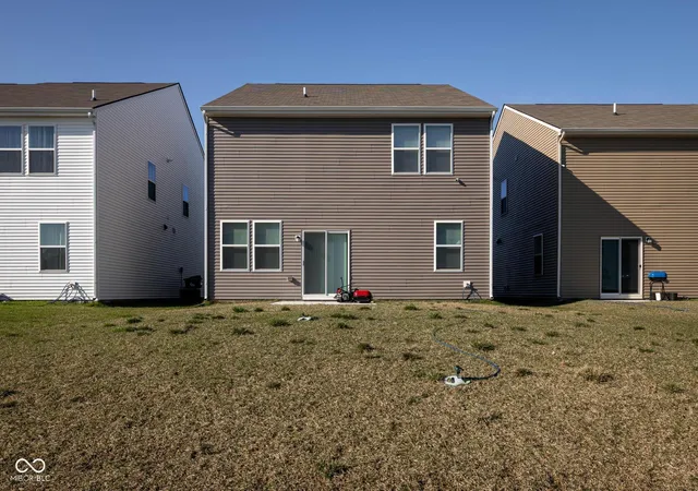 Photo 3 of Single family home for sale at 11522 Basalt Dr, Indianapolis, IN 46235 | MLS# 22091660 | Listing updated on 2026-07-22