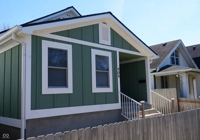 1st image of 409 N Grant Ave, Indianapolis, IN 46201 | MLS# 22091696