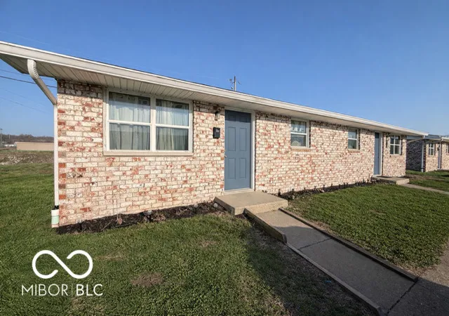 Photo 3 of House for sale at 5-10, 15-26 Lee Dr, Martinsville, IN 46151 | MLS# 22091710 | Listing updated on 2026-06-10