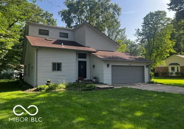 Photo 2 of Sale Pending at 1429 Timber Trl, Greenwood, IN 46142 | MLS# 22091721 | Listing updated on 2026-09-23