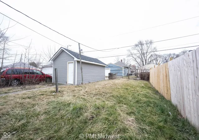 Homes for sale in Indianapolis, IN | 281 N Mount St, Indianapolis, IN 46222 | MLS# 22091776