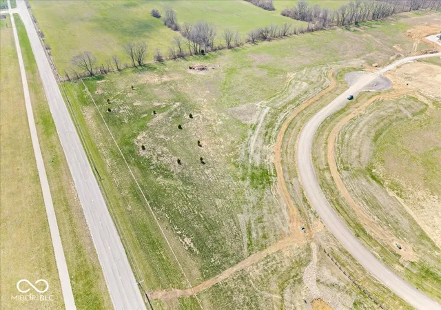 Photo 4 of Land for sale at 4901 Homestead Ct, Zionsville, IN 46077 | MLS# 22091927 | Listing updated on 2026-05-04