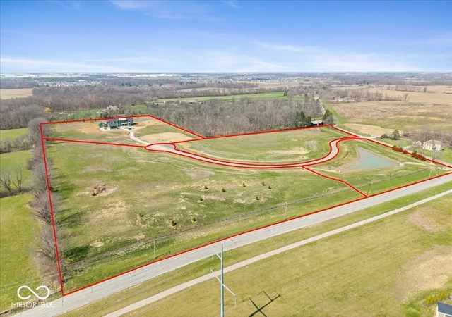 8th image of 4901 Homestead Ct, Zionsville, IN 46077 | MLS# 22091927